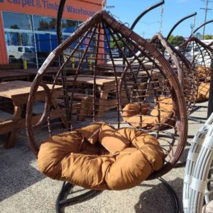 BRAND NEW BROWN OUTDOOR HANGING EGG CHAIR EXTRA LARGE