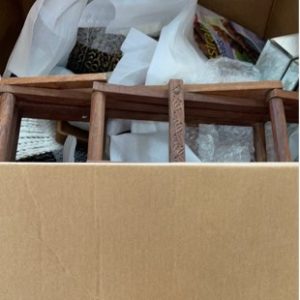 EX HIRE FURNITURE - LARGE BOX OF ASSORTED HOME DECORATOR ITEMS SOLD AS IS