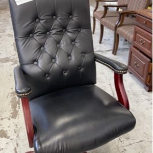 SECOND HAND - TIMBER ANTIQUE STYLE EXECUTIVE CHAIR SOLD AS IS