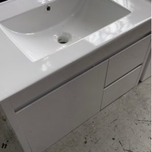 750MM WALL HUNG GLOSS VANITY WITH 2 DRAWERS RIGHT HAND WITH SINGLE DOOR LEFT WITH WHITE CERAMIC TOP