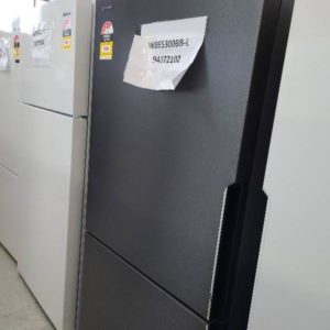 WESTINGHOUSE WBE5300BB 5B8 LITRE DARK STAINLESS STEEK FRIDGE WITH BOTTOM MOUNT FREEZER FINGER PRINT RESISTANT FLEXIBLE INTERIOR RRP$1699 WITH 12 MONTH WARRANTY B 94370808