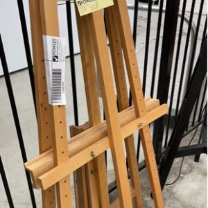 EX HIRE - ART EASEL SOLD AS IS