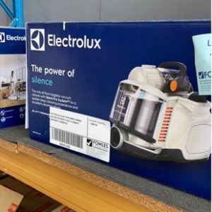 ELECTROLUX SILENT PERFORMER ANIMAL VACUUM ZSP4303PET WITH 12 MONTH WARRANTY A 00600150