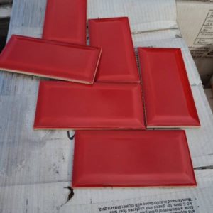 75X150 RED GLOSS BEVELLED EDGE WALL TILES-(615435)
