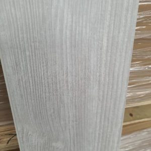 1220X180X5.5/0.3MM LAMINATE FLOORING- (6311HE STAINLESS STEELE) 50 BOXES X 2.41 M2)