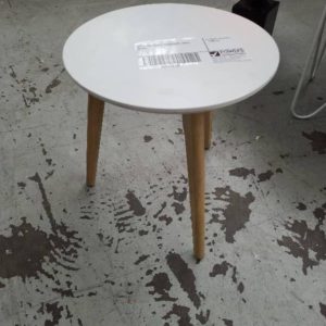 WHITE AND BLACK ROUND SIDE TABLE 600MM