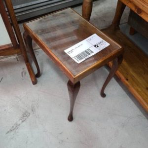 SECOND HAND - SMALL SIDE TABLE SOLD AS IS