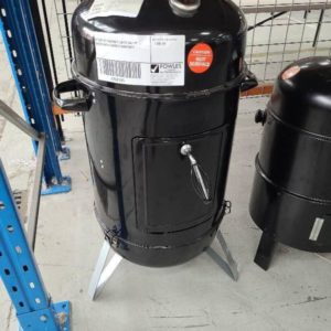 EX DISPLAY CHARMATE LARGE BULLET SMOKER WITH 3 MONTH WARRANTY