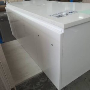 1200MM GLOSS WHITE WALL HUNG VANITY WITH CENTRAL DRAWER AND SINGLE DOOR EACH SIDE WITH WHITE STONE TOP