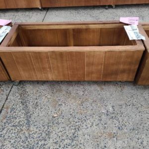 BRAND NEW PINE PLANTER BOXES ON WHEELS LOW