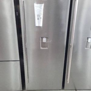 ELECTROLUX ERE5047SA 501 LITRE SINGLE DOOR FRIDGE WITH WATER DISPENSER FRESH ZONE DOUBLE INSULATED CRISPERS FRESH PLUS COOLING FLEXIBLE STORAGE HOLIDAY MODE WITH 12 MONTH WARRANTY 91271079