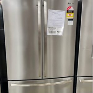WESTINGHOUSE WHE6000SB 600 LITRE FRENCH DOOR FRIDGE S/STEEL 896MM WIDE FINGERPRINT RESISTANT WITH LED LIGHTING LOCKABLE FAMILY SAFE COMPARTMENT A10470556 12 MONTH WARRANTY