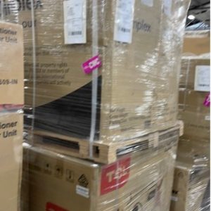 BRAND NEW TCLSS28 7.8KW INVERTER SPLIT SYSTEM AIR CONDITIONER WITH DEHUMIDIFIER WITH 3 MONTH WARRANTY *2 BOXES ON PICK UP*