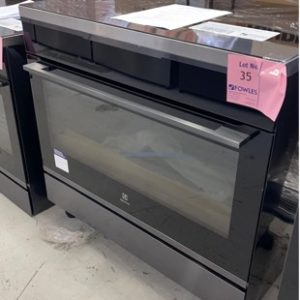 ELECTROLUX EFEP956DSD 900MM INDUCTION FREESTANDING OVEN DARK STAINLESS STEEL WITH 13 COOKING FUNCTIONS PYROYLTIC FUNCTION INTUITIVE CONTROLS WITH BAKE & STEAM FUNCTIONS RRP$5499 WITH 6 MONTH WARRANTY