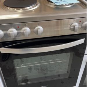 EX DISPLAY TECHNIKA TEE54FSS 540MM S/STEEL ALL ELECTRIC FREESTANDING OVEN WITH 3 MONTH WARRANTY