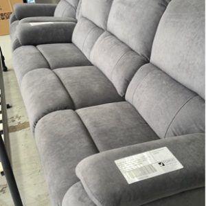 BRAND NEW ASH FABRIC TYLER 3 SEATER MANUAL RECLINER COUCH WITH FOLD DOWN CENTRE CONSOLE WITH LIGHTS WITH 2 RECLINER SINGLE ARMCHAIRS LOTYLEBAAS3351
