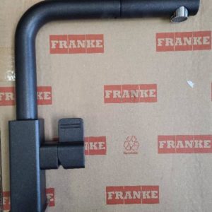 FRANKE TA631B MYTHOS BLACK PULL OUT TAP WITH 12 MONTH WARRANTY RRP$1039