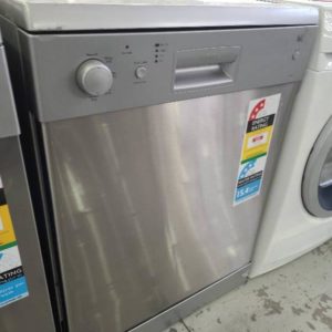 EX DISPLAY ARC DISHWASHER AD14S WITH 3 MONTH WARRANTY **DENTED FRONT RIGHT BOTTOM** SOLD AS IS