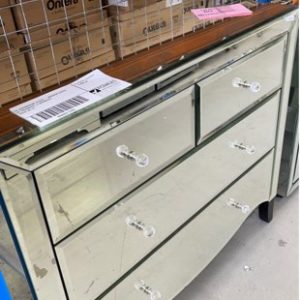 EX SHOWROOM STOCK - MIRROR CHEST OF DRAWERS 4 DRAWERS SOFT CLOSE DRAWERS SOLD AS IS