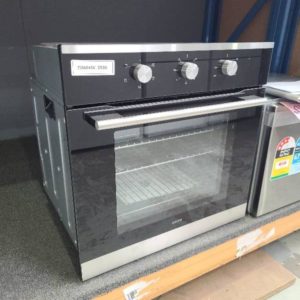 EX DISPLAY EURO EO604SX 600MM ELECTRIC OVEN FAN FORCED WITH 3 MONTH WARRANTY