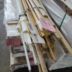 ASSORTED PACK OF WEATHERBOARD STOPS & MOULDINGS