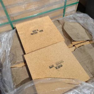 PALLET OF 20/305X305X50MM FIRE TILES IDEAL FOR FIREPLACE OR PIZZA OVENS