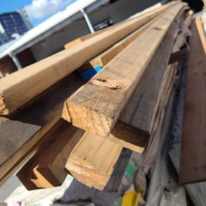 MIXED PACK OF TIMBER
