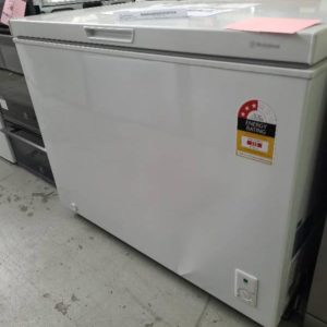WESTINGHOUSE WCM2900WD 292 LITRE WHITE CHEST FREEZER WITH 12 MONTH WARRANTY