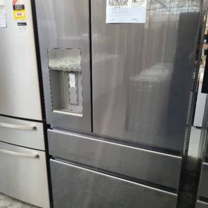 ELECTROLUX EHE6899BA FRENCH DOOR FRIDGE DARK STAINLESS STEEL FEATURING FULLY CONVERTIBLE ENTERTAINER DRAWERS THAT CAN BE ADJUSTED FROM -23 TO 7 DEGREES WITH ICE & WATER LINK TO ELECTROLUX APP FOR MONITORING AND UPDATES RRP$3599 12 MONTH WARRANTY