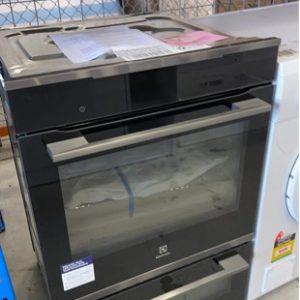 ELECTROLUX EVEP626DSD DARK STAINLESS STEEL DOUBLE OVEN PYROLYTIC WITH INTUITIVE TOUCH CONTROL WITH 6 MONTH WARRANTY RRP$3200
