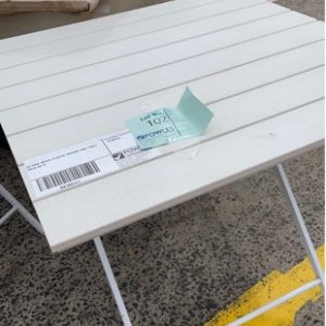 EX HIRE WHITE PLASTIC SQUARE BAR TABLE SOLD AS IS