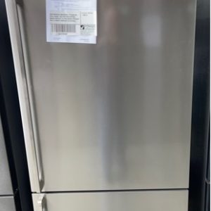 WESTINGHOUSE WBE5304SB-R STAINLESS STEEL FRIDGE 528 LITRE WITH BOTTOM MOUNT FREEZER 4.5 STAR ENERGY EFFICIENT WITH 12 MONTH WARRANTY B 01270426