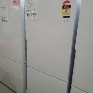 WESTINGHOUSE WBE4500WC 453 LITRE FRIDGE WHITE WITH BOTTOM MOUNT FREEZER WITH 6 MONTH WARRANTY