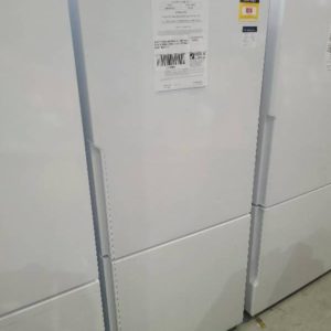 WESTINGHOUSE WBE4500WB 453 LITRE FRIDGE WHITE WITH BOTTOM MOUNT FREEZER WITH 6 MONTH WARRANTY