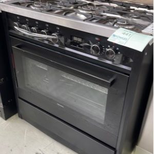 EX DISPLAY TECHNIKA BLACK TEG95TBK 900MM FREESTANDING OVEN DUEL FUEL WITH WOK WITH 3 MONTH WARRANTY RRP$1949