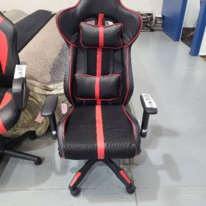 SAMPLE CHAIR - BLACK & RED GAMING CHAIR PADDED HEIGHT ADJUSTABLE ARMS CHAIR HEIGHT ADJUSTMENT TILT FUNCTION HEAD & LUMBAR CUSHION RETAIL $179