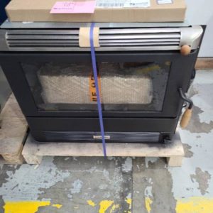 SCANDIA KALORA 600i INBUILT WOOD HEATER DESIGNED FOR INSTALLATION INTO EXISTING MASONARY FIREPLACES 3 SPEED FAN CONTROL HEATS UP TO 280M2 RRP$1799 NO FASCIA **SCRATCH AND DENT STOCK SOLD AS IS** WITH 3 MONTH WARRANTY KA600I-17-0044