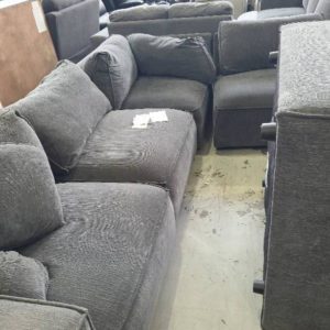 SECONDS COUCH - KELLY LARGE MODULAR COUCH WITH OTTOMAN (BROKEN BACK FRAME ON MIDDLE SECTION) SOLD AS IS
