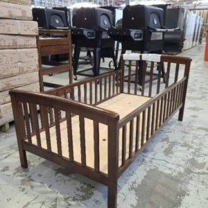 NEW TIMBER HERITAGE TODDLER BED