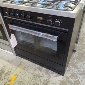 EX DISPLAY TECHNIKA BLACK TEG95TBK 900MM DUEL FUEL FREESTANDING OVEN WITH 8 COOKING FUNCTIONS 5 BURNER GAS COOKTOP WITH TRIPLE RING WOK BURNER RRP$2299 WITH 3 MONTH WARRANTY
