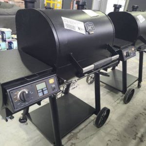 EX DEMO OKLAHOMA JOE'S RIDER DLX PELLET SMOKER AND GRILL MASSIVE TEMPERATURE RANGE 80 DEGREE TO 340 DEGREE WITH 3 MONTH WARRANTY RRP$1649