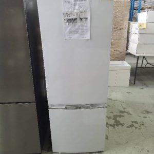 WESTINGHOUSE WBB3700WG 370 LITRE FRIDGE WITH BOTTOM MOUNT FREEZER FULL WIDTH CRIPSER LOCKABLE FAMILY COMPARTMENT 12 MONTH WARRANTY