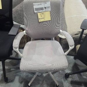 SAMPLE STOCK GREY/WHITE HEIGHT ADJUSTABLE OFFICE CHAIR RRP$149