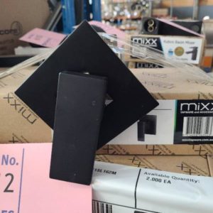 BLACK KUBOS SHOWER MIXER 11SL162M