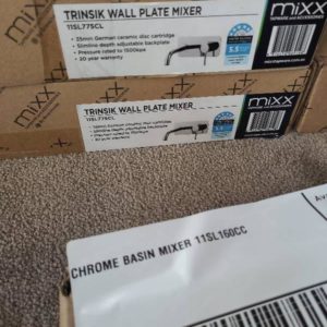 CHROME TRINSIK WALL PLATE MIXER SPOUT & MIXER 11SL775CL
