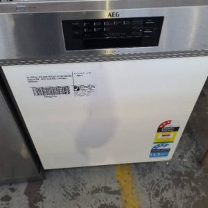 EX DISPLAY AEG SEMI INTEGRATED DISHWASHE FEE83701PM  WITH 12 MONTH WARRANTY RRP$2099