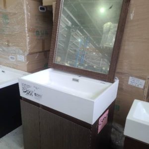 BRAND NEW WALL HUNG 600MM WIDE VANITY CHESTNUT LAMINATE WITH TOP AND MATCHING MIRROR MODEL 10100060-C05 3 BOXES ON PICK UP - VANITY/TOP/MIRROR