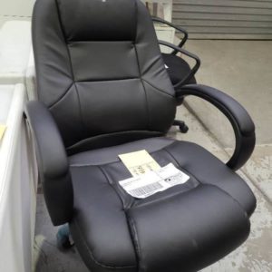EX DISPLAY OFFICE CHAIR SOLD AS IS