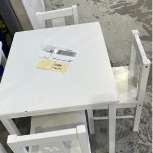 EX HIRE WHITE KIDS TABLE AND CHAIRS SOLD AS IS