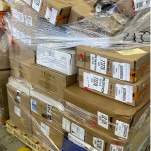 PALLET OF ASSORTED HARDWARE STOCK INCLUDING KITCHEN SINKS